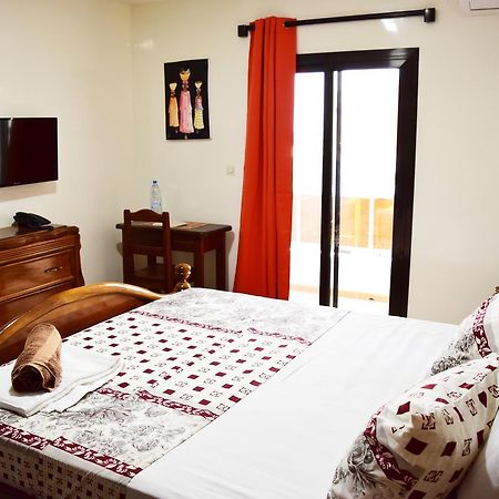 داكاغْ Kakatar Family Residence , Yoff المظهر الخارجي الصورة