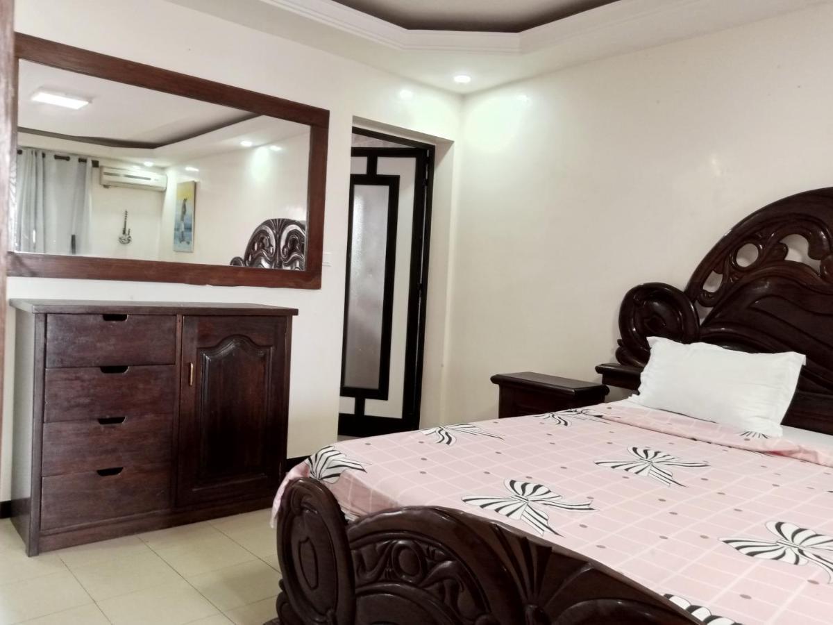 داكاغْ Kakatar Family Residence , Yoff المظهر الخارجي الصورة