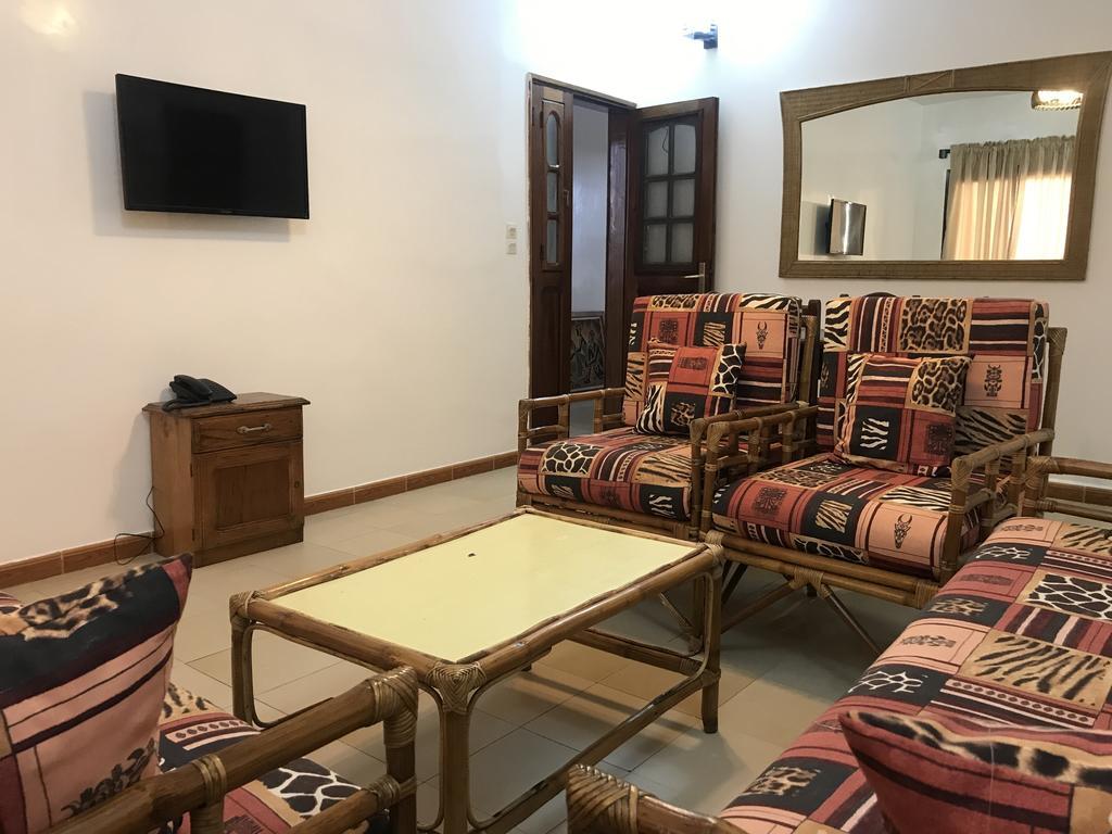 داكاغْ Kakatar Family Residence , Yoff المظهر الخارجي الصورة
